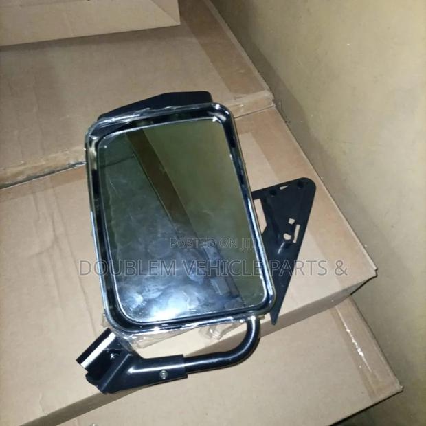 Sidemirror Shark/5l/Hiace Right Hand Side - thumbnail 2