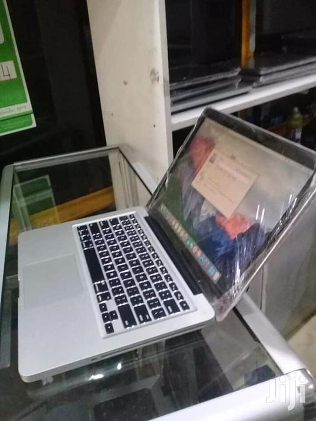 Laptop Apple MacBook Pro 4GB Intel Core i5 HDD 500GB - main view