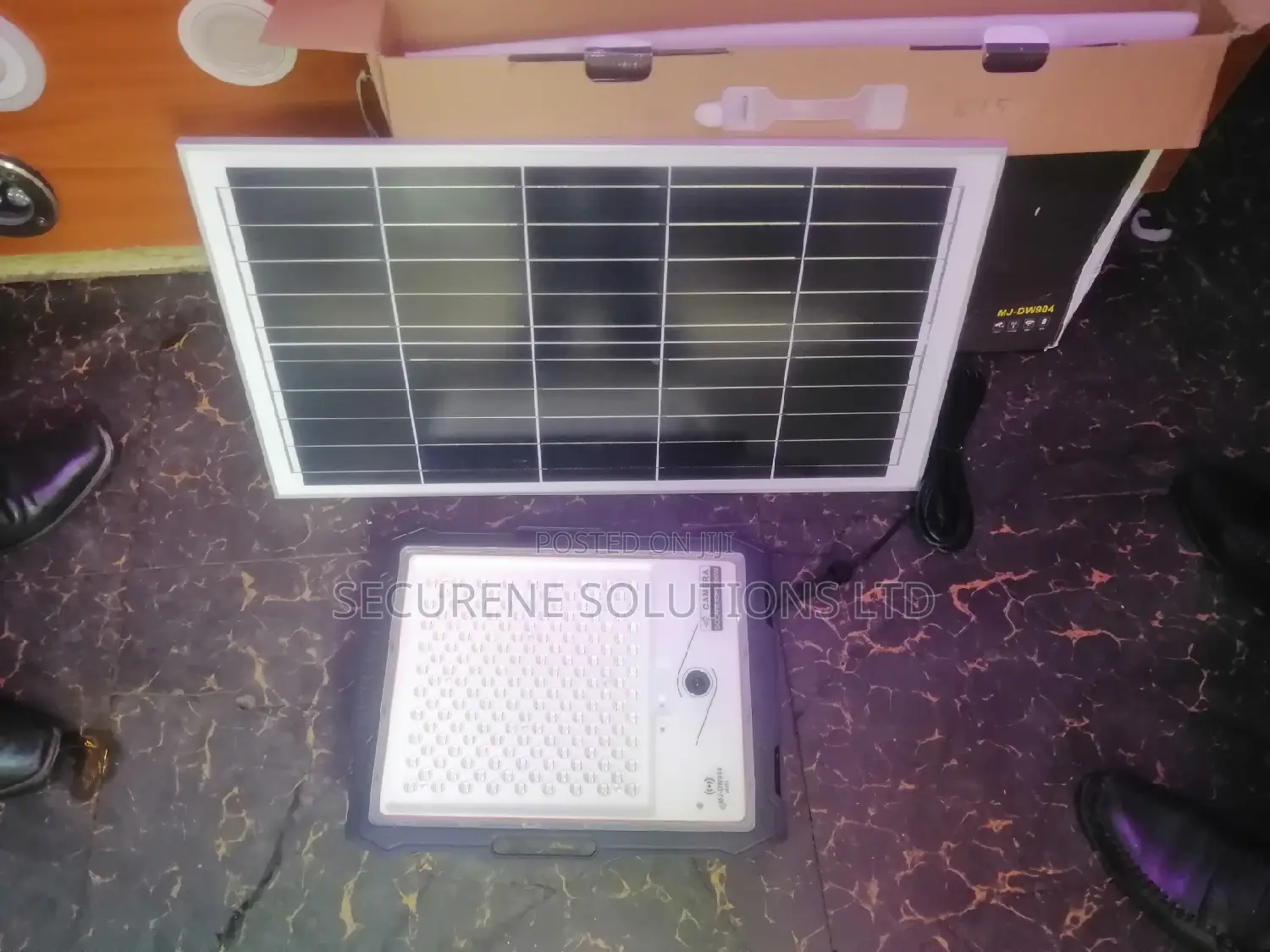 200W MJ-DW902 IP67 Waterproof Solar Flood Light With Cctv