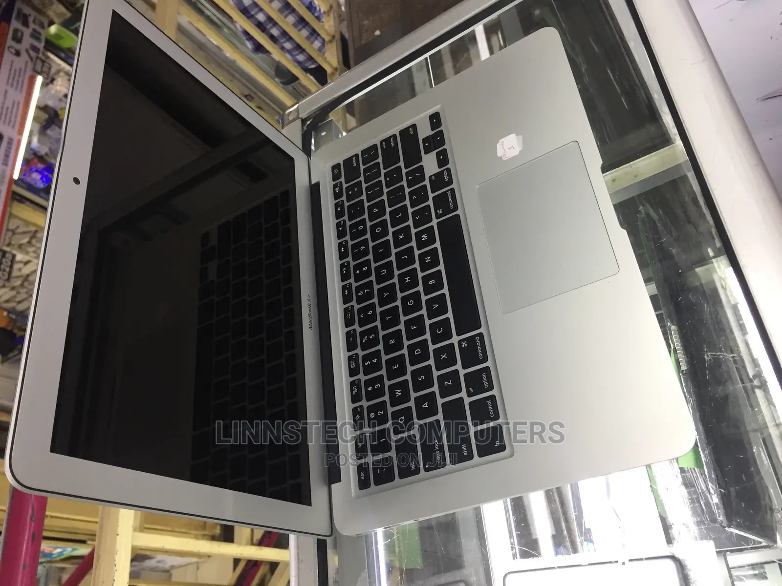 Laptop Apple MacBook Air 2017 8GB Intel Core I7 SSD 256GB