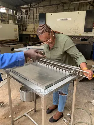 Mini Granola Bar Forming And Cutting Machine