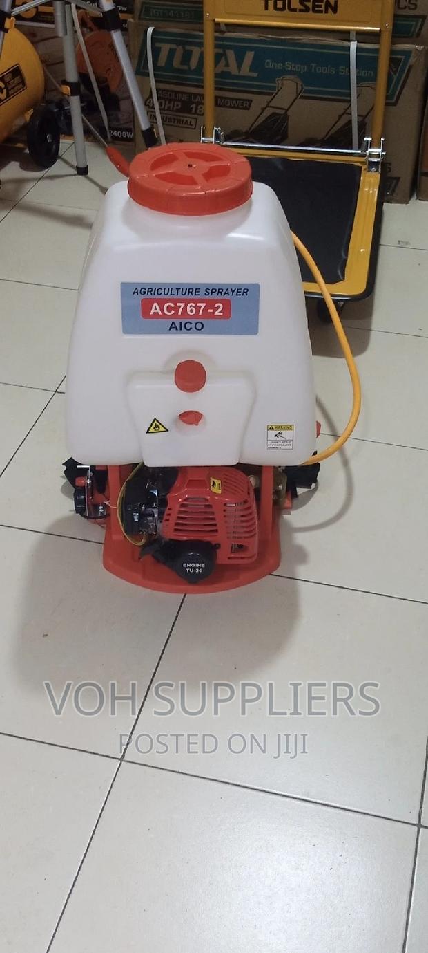 Engine Knapsack Sprayer 20litres - thumbnail 2