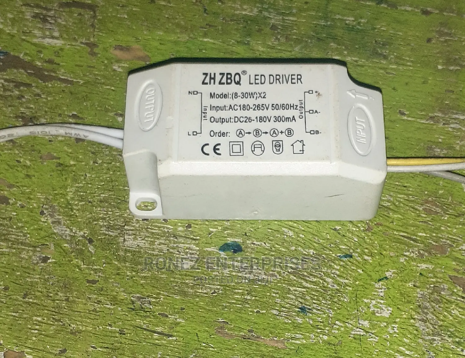 Led Drive 8-30wlt Wall Blacket