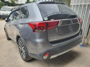 Mitsubishi Outlander 2016 Matt Black