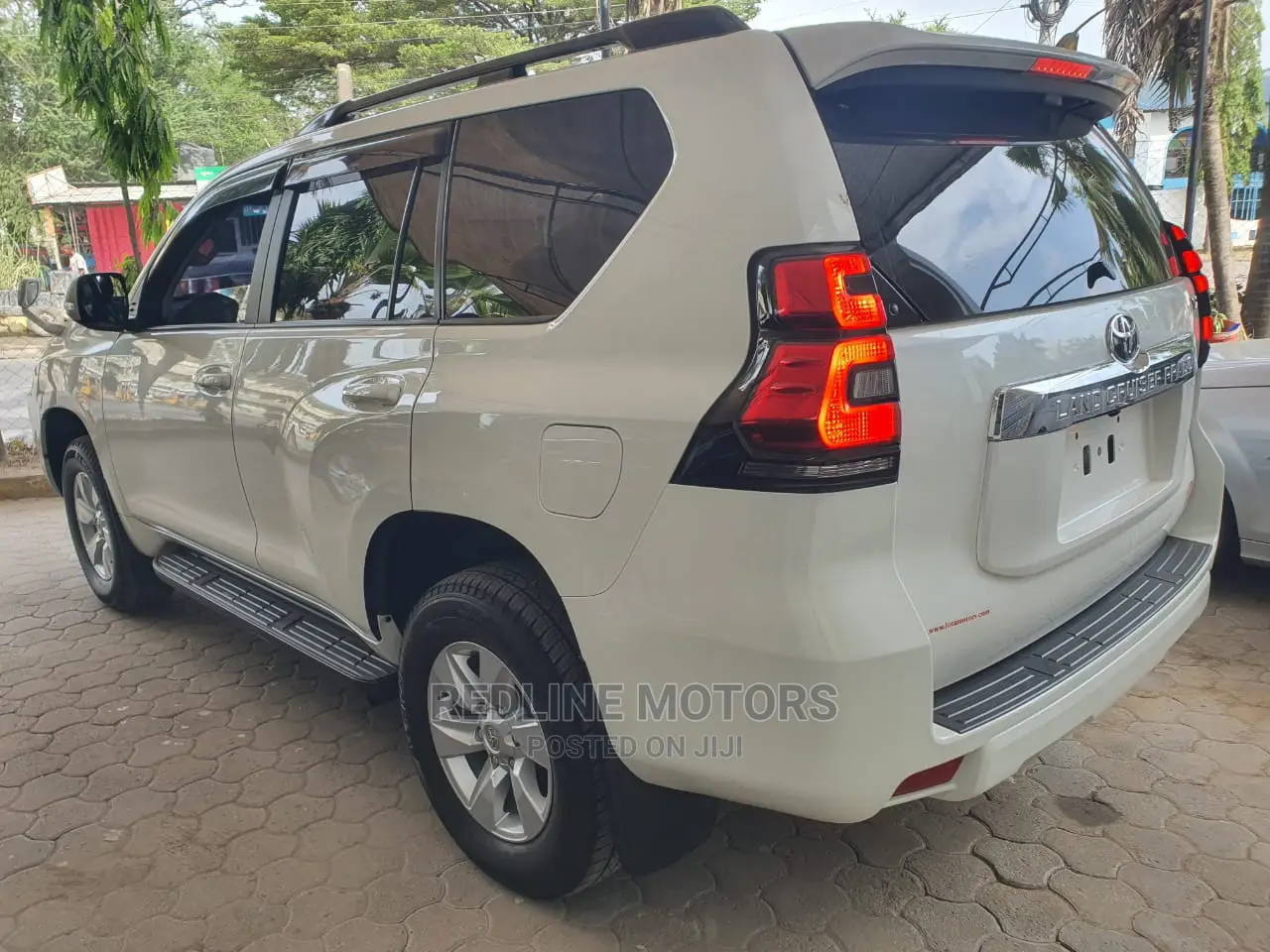 Toyota Land Cruiser Prado 2018 2.8 Off White