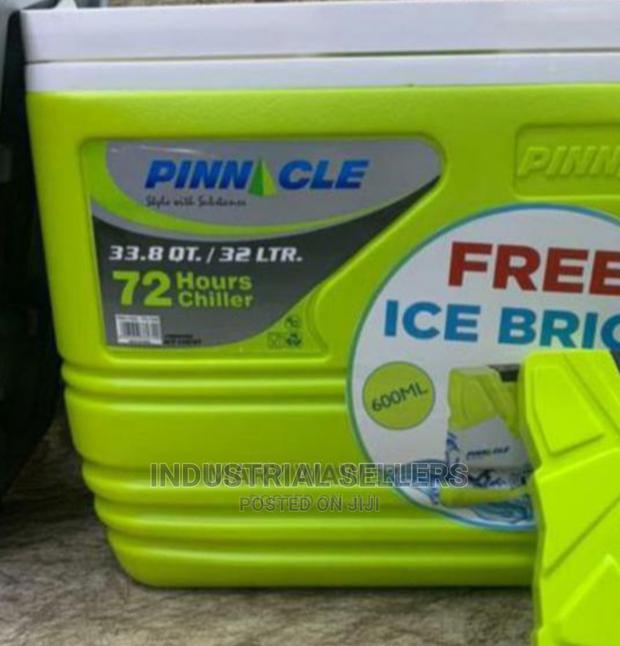 Hard Cover Cooler Boxes - main view