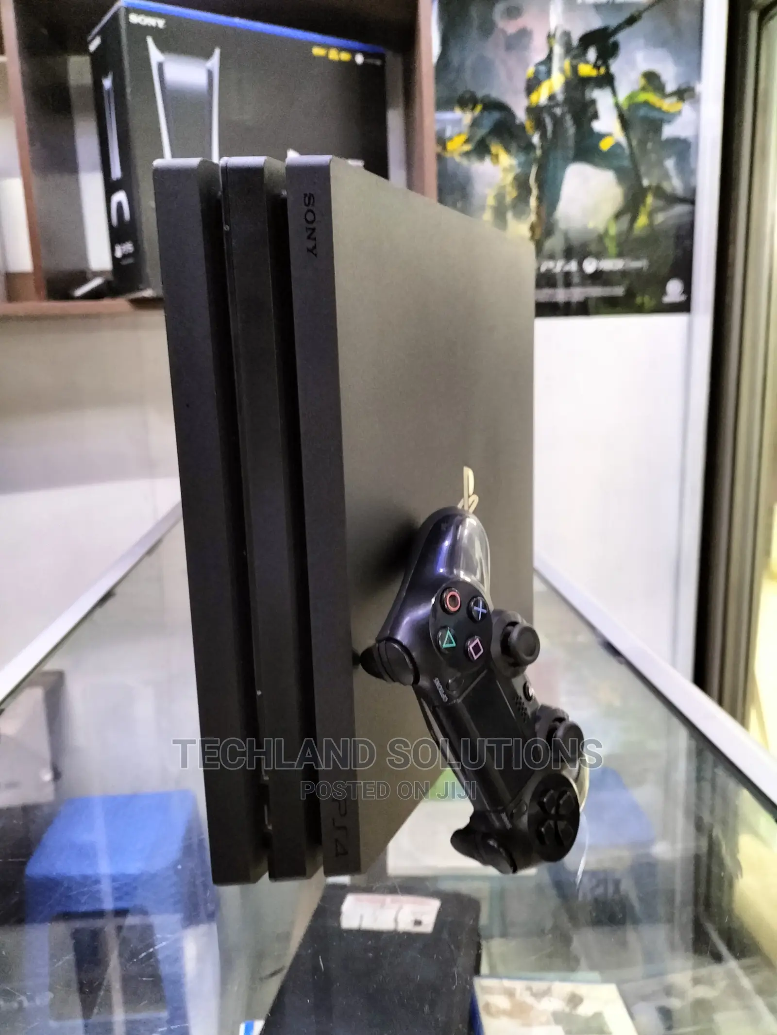 Ps4 PRO Chipped With 17 Games ! 
