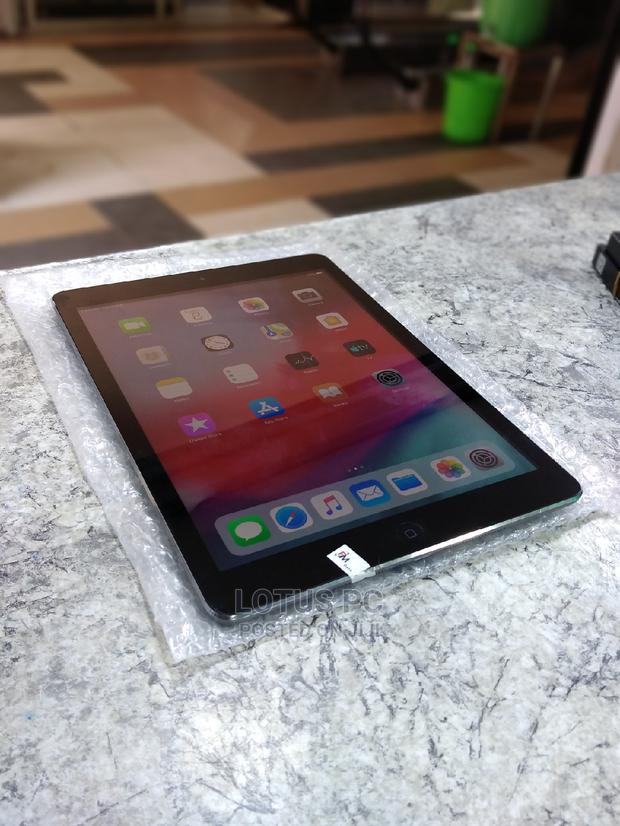 Apple iPad 9.7 32 GB Silver - thumbnail 2