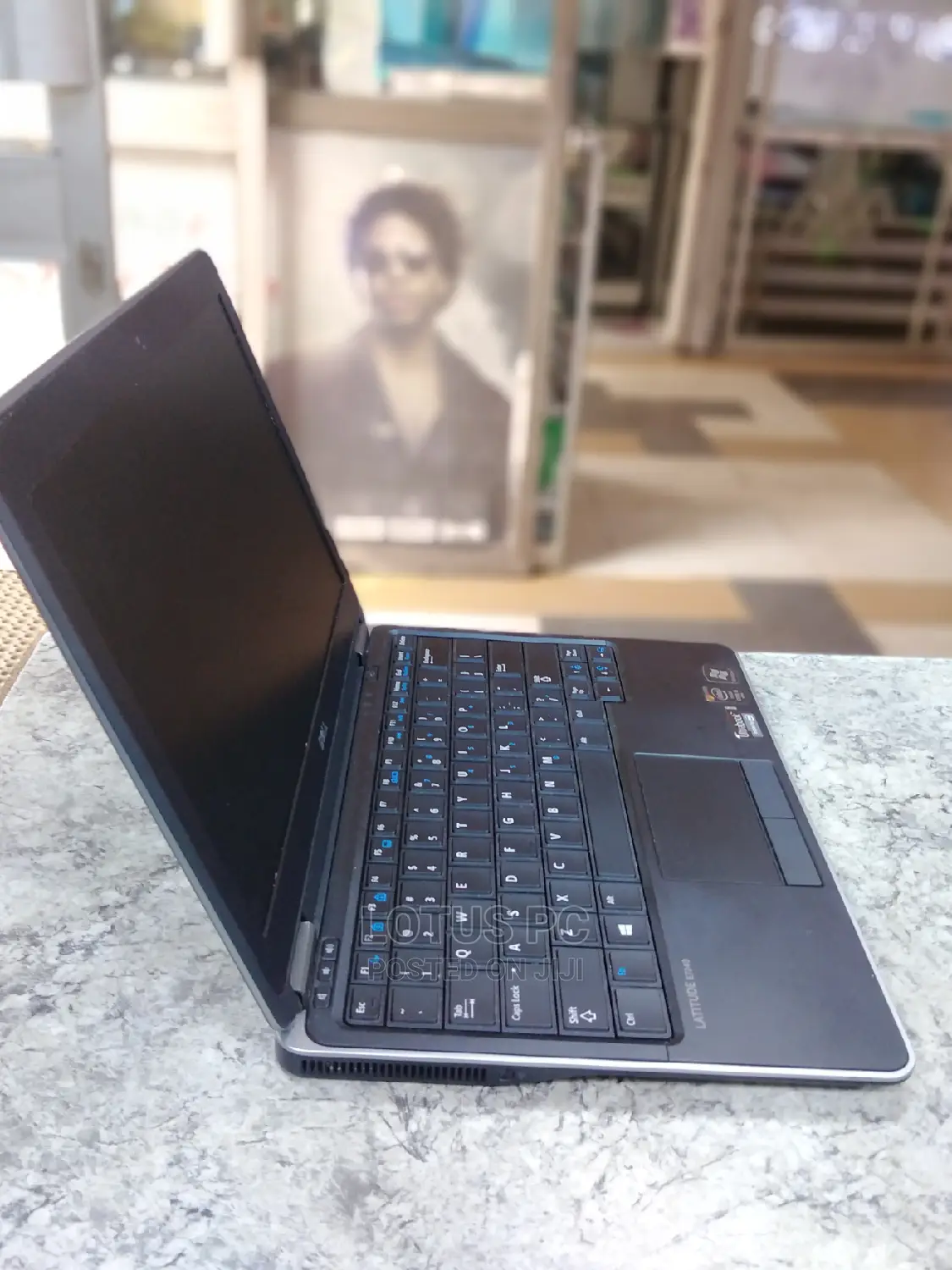 Laptop Dell Latitude E7240 4GB Intel Core I5 SSD 128GB