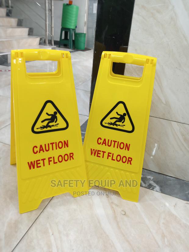 Caution Wet Floor Yellow Signage - main view