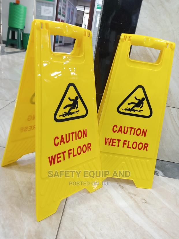 Wet Floor Caution!-Safety Sign Board - main view