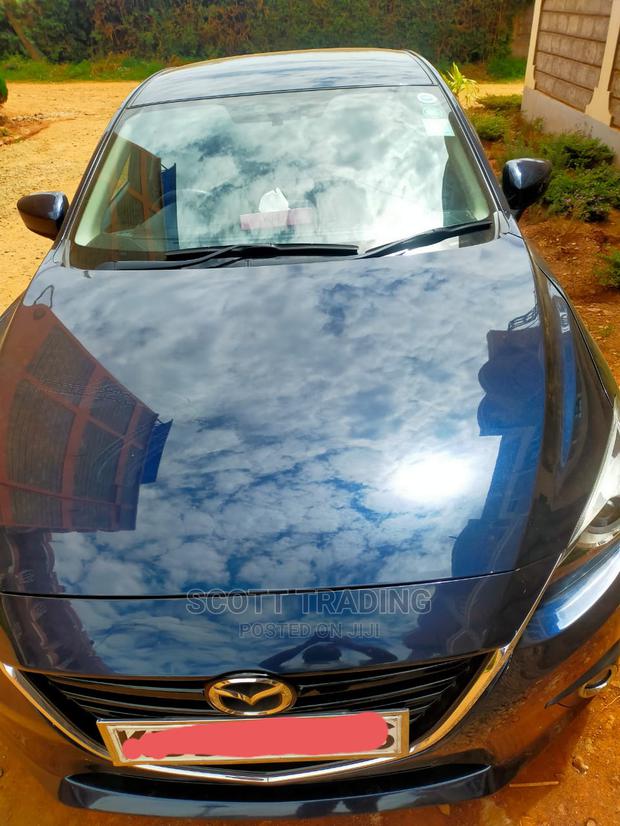 Front Windscreen Axela - thumbnail 2