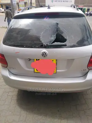 Golf Variant Mk5 Rear Windscreen