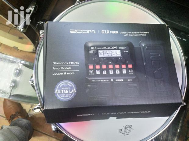 Zoom Guitar Effect Pedal - main view