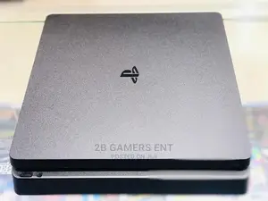 Slim Ps4, Ex German, Mint Condition