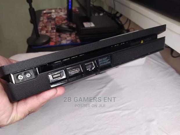 Play Station 4, Home Used - thumbnail 2
