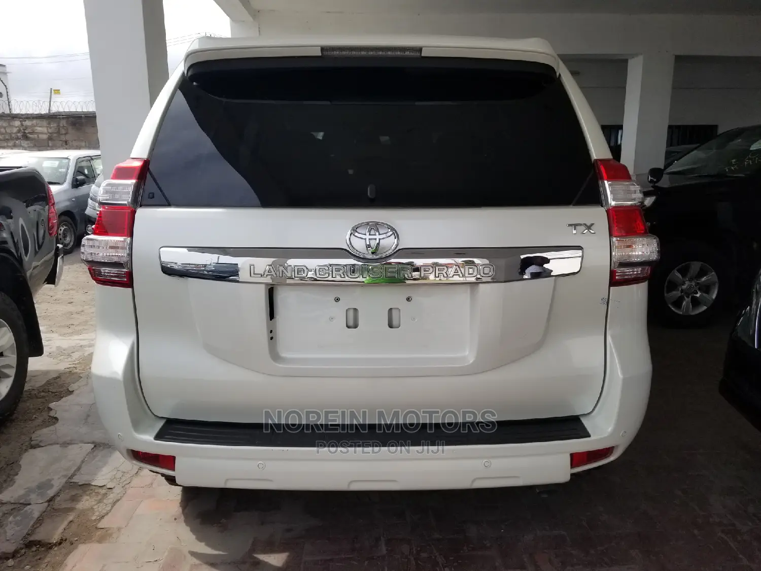 Toyota Land Cruiser Prado 2014 White