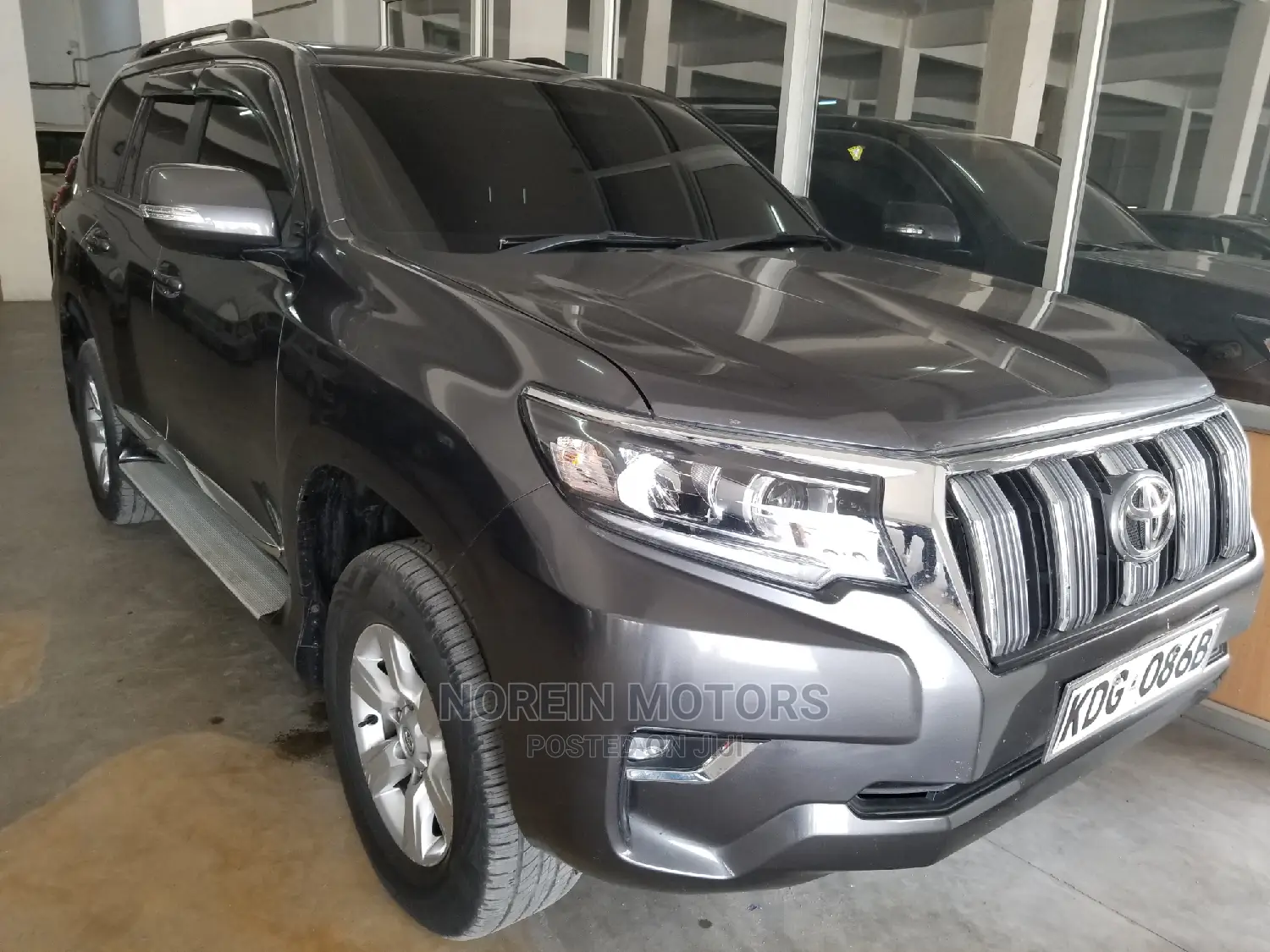 Toyota Land Cruiser Prado 2014 Gray