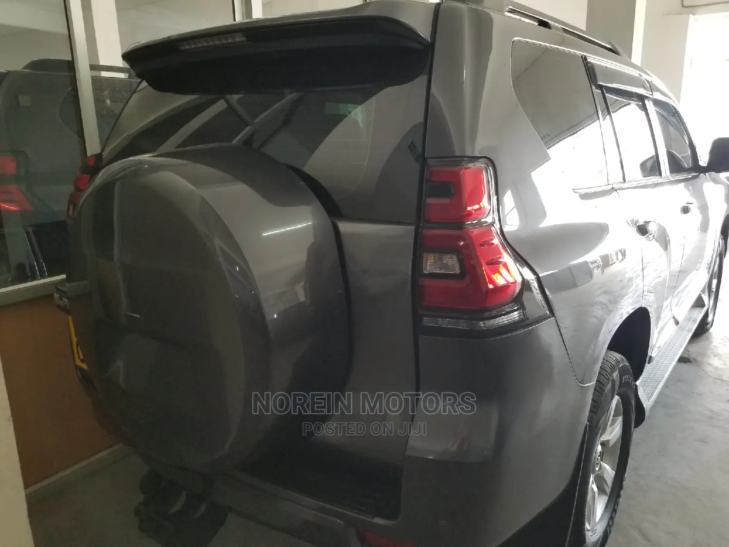 Toyota Land Cruiser Prado 2014 Gray