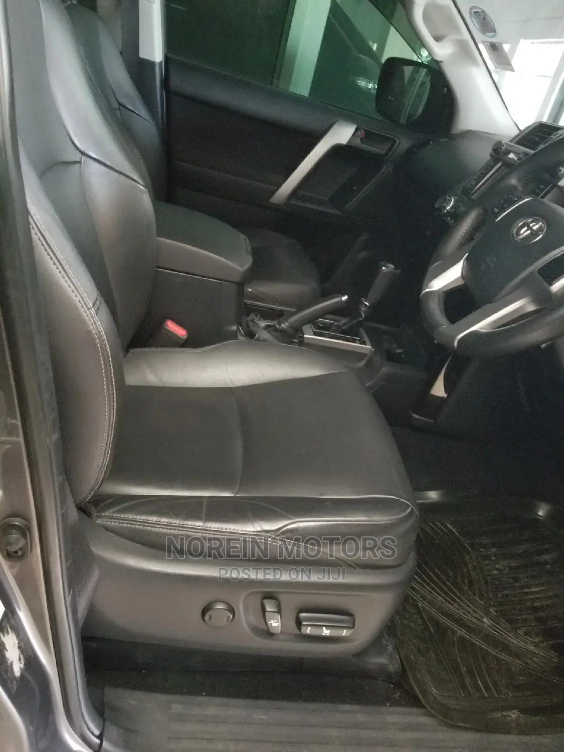 Toyota Land Cruiser Prado 2014 Gray