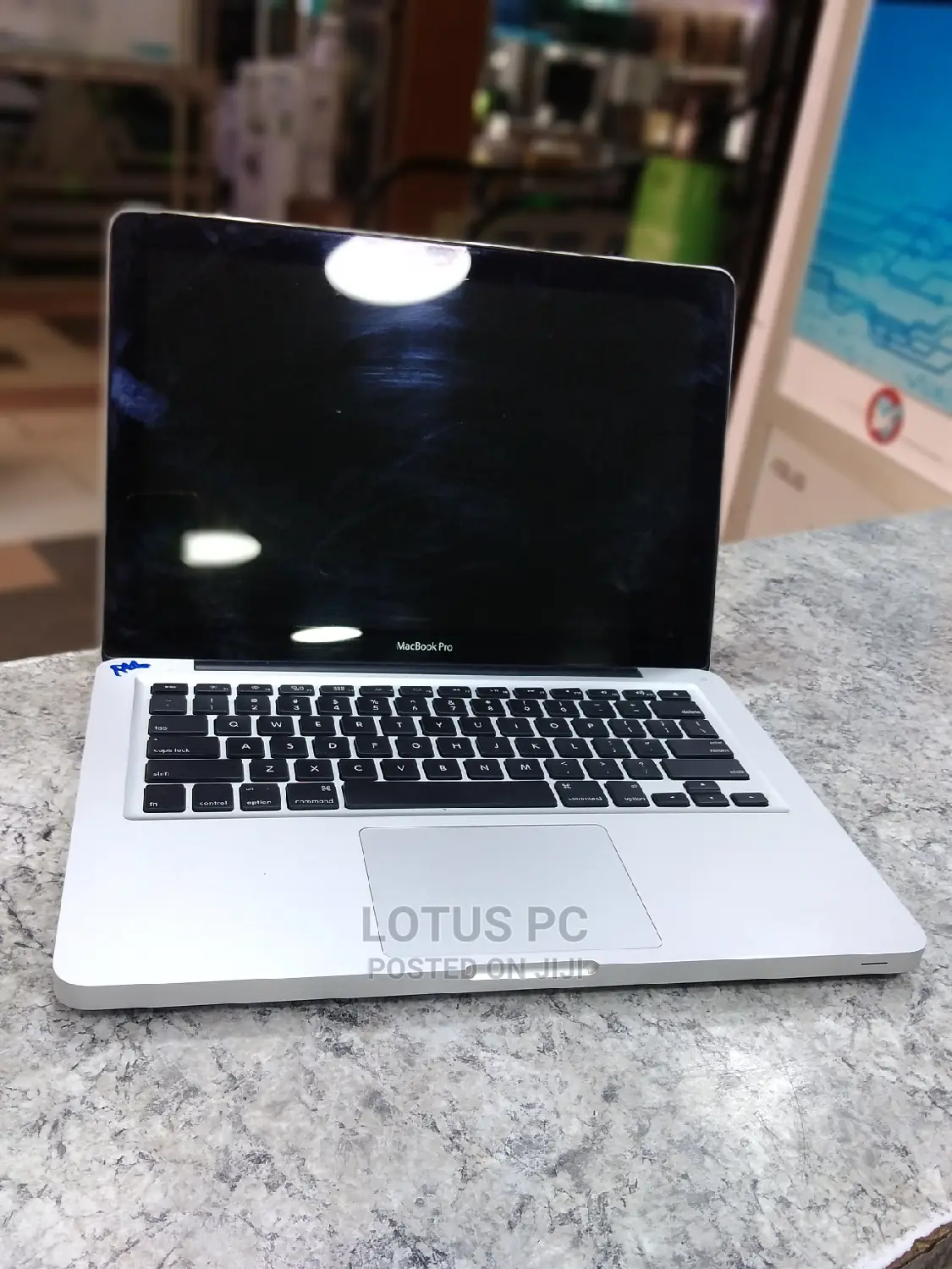 Laptop Apple MacBook Pro 4GB Intel Core I5 HDD 500GB