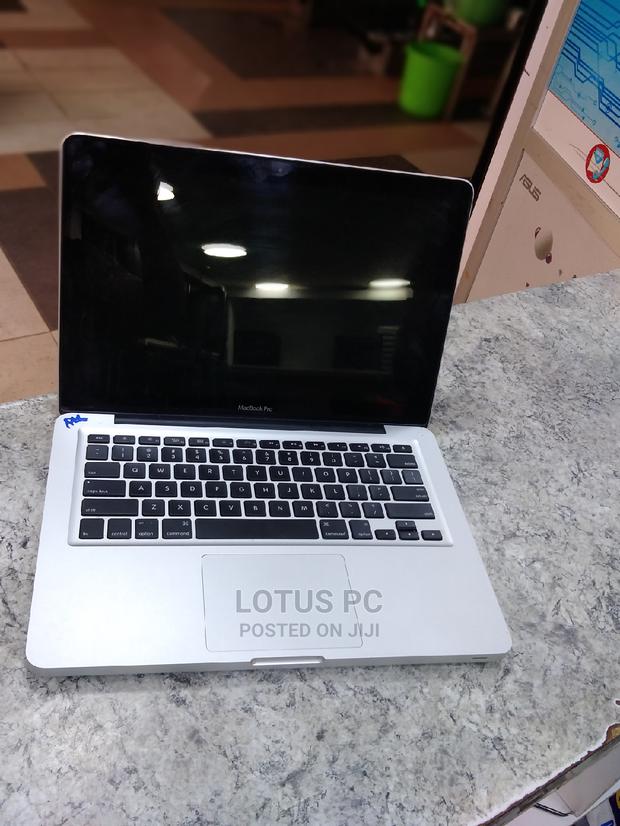 Laptop Apple MacBook Pro 4GB Intel Core I5 HDD 500GB - main view