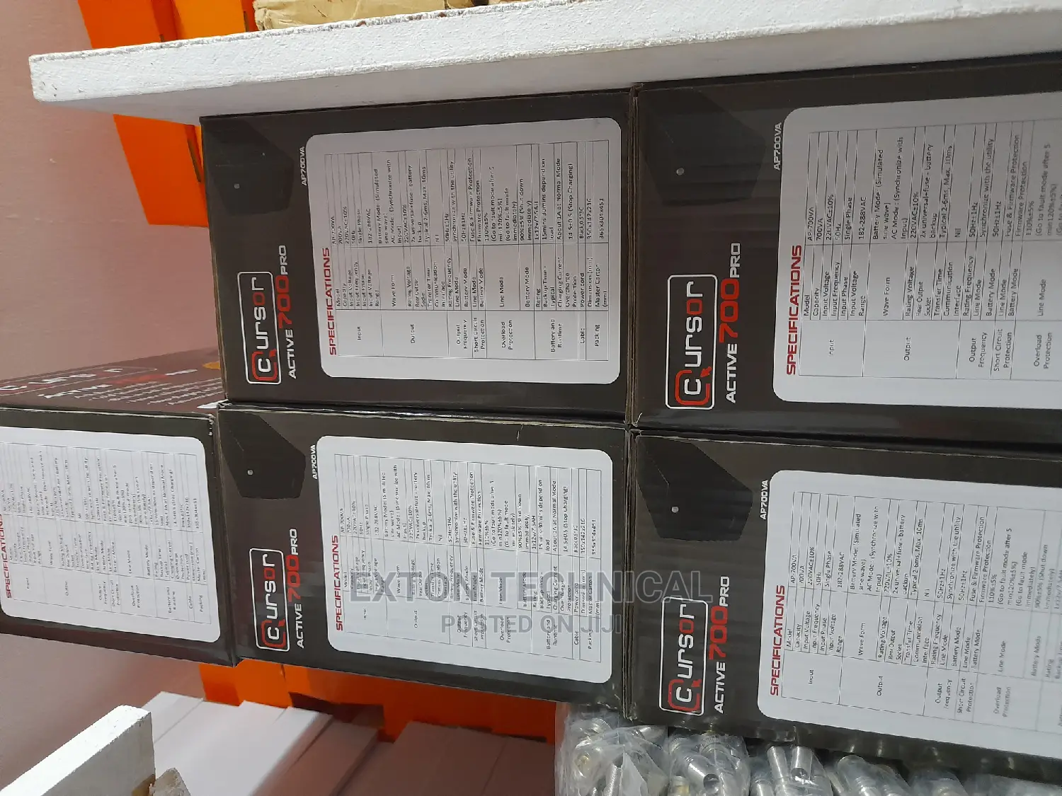 Cursor UPS,Active 700v