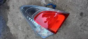 Toyota Ractis 2014 2015 Tail Light