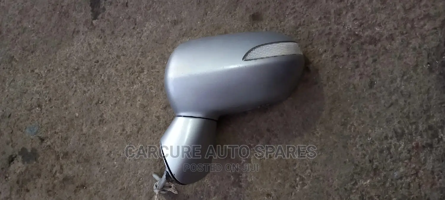 Honda Stream Side Mirror With Indicator