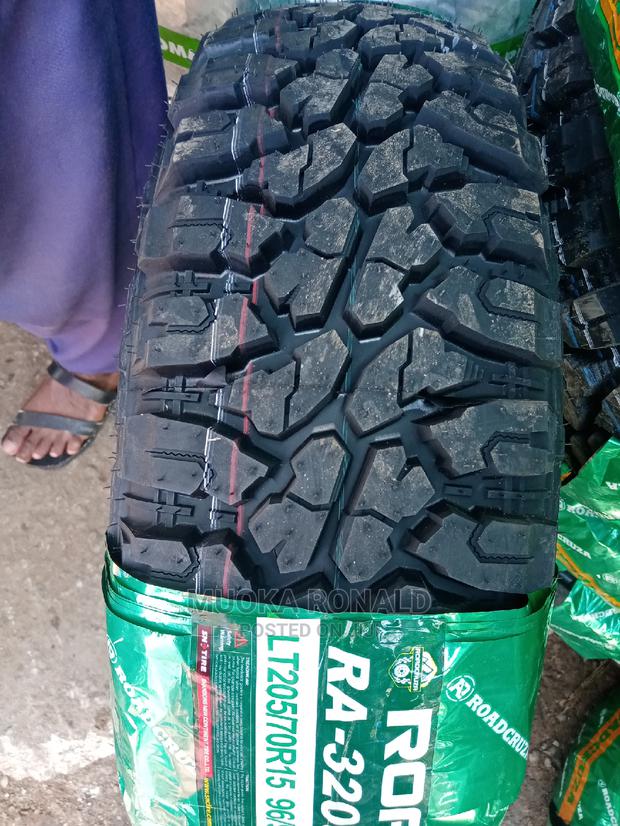 Roadcruza M/T 205/70r15