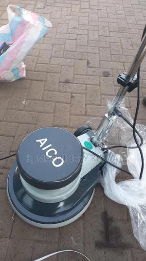 Super Quality Floor Scrubber - thumbnail 2