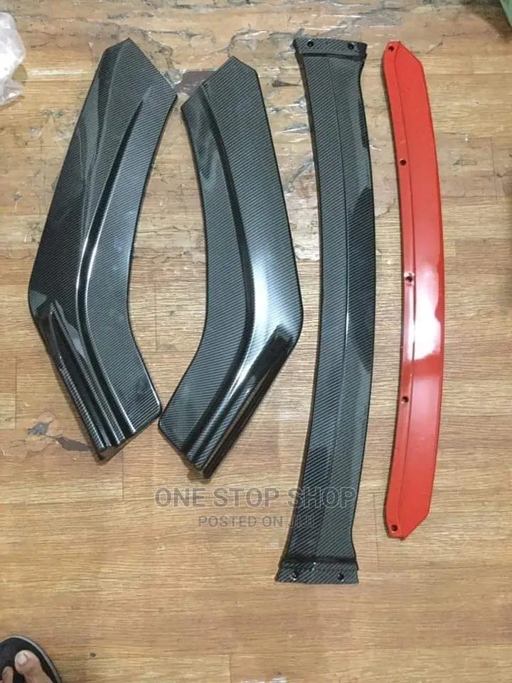 Double Blade Lip Chin Carbon Black With Red Extension