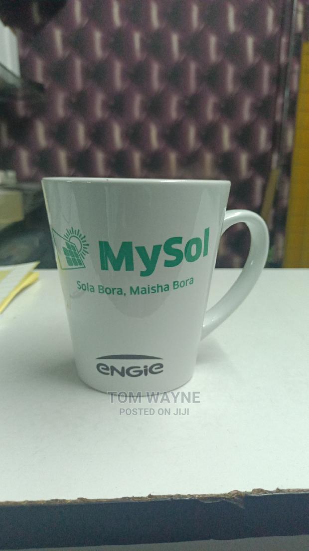 Concave Shaped Cup - main view