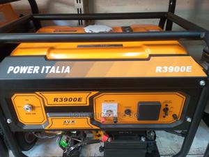 Power Italia R3900e Petrol Generator - main view