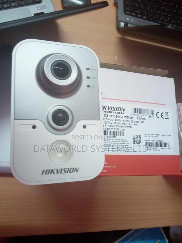 Hikvision DS-2CD2442FWD-IW 4MP Wi-Fi Network Cube Camera - main view
