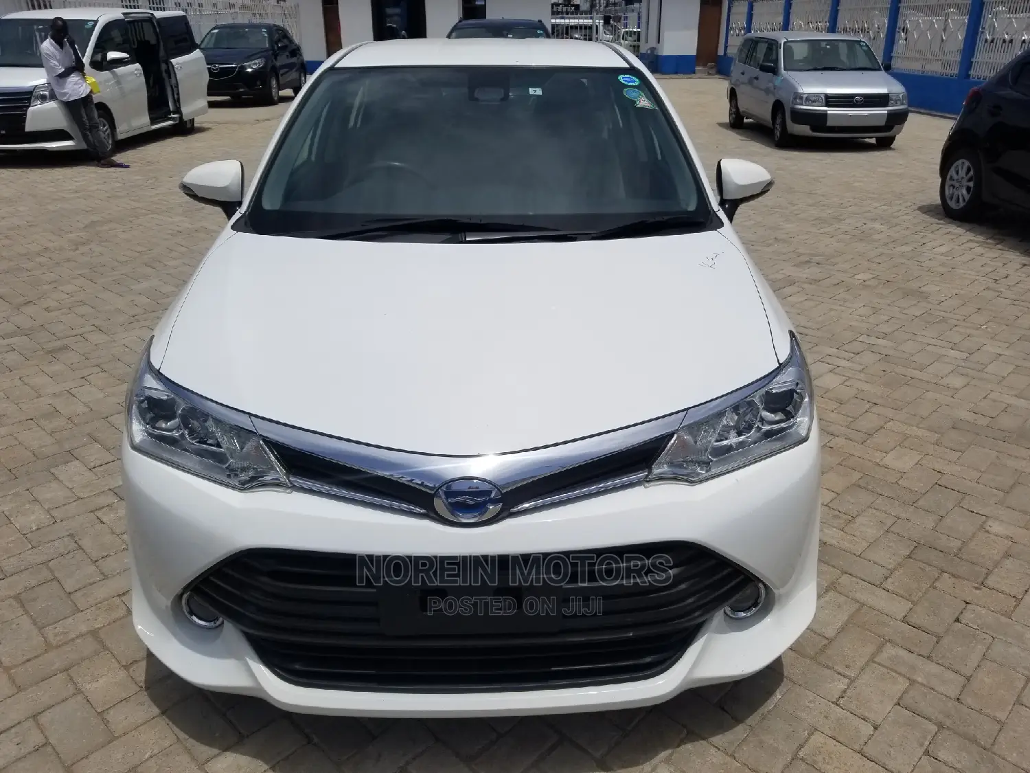 Toyota Axio 2014 White