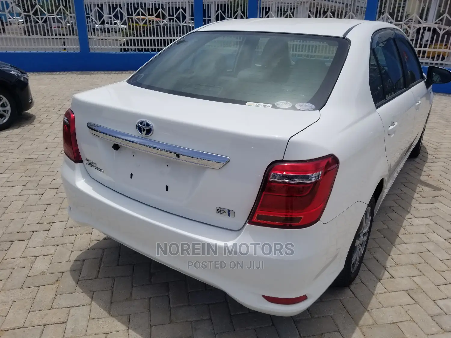 Toyota Axio 2014 White