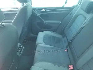 Volkswagen Golf 2014 Silver
