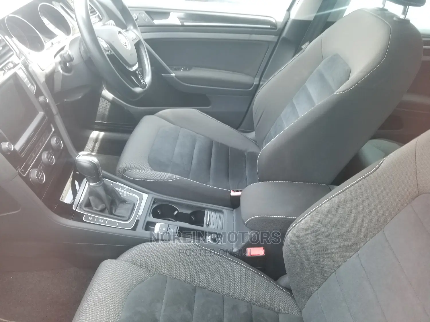 Volkswagen Golf 2014 Silver