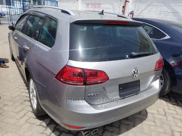 Volkswagen Golf 2014 Silver - thumbnail 10