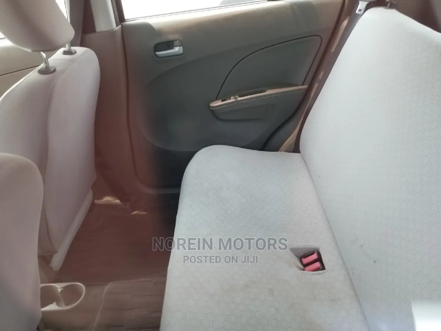 Mazda Carol 2015 Pink