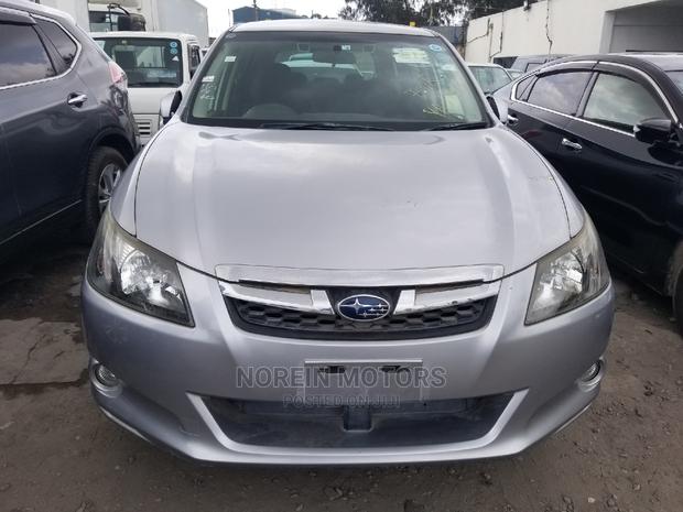 Subaru Exiga 2014 Silver