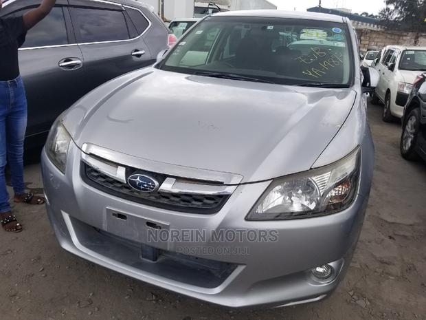 Subaru Exiga 2014 Silver - thumbnail 3