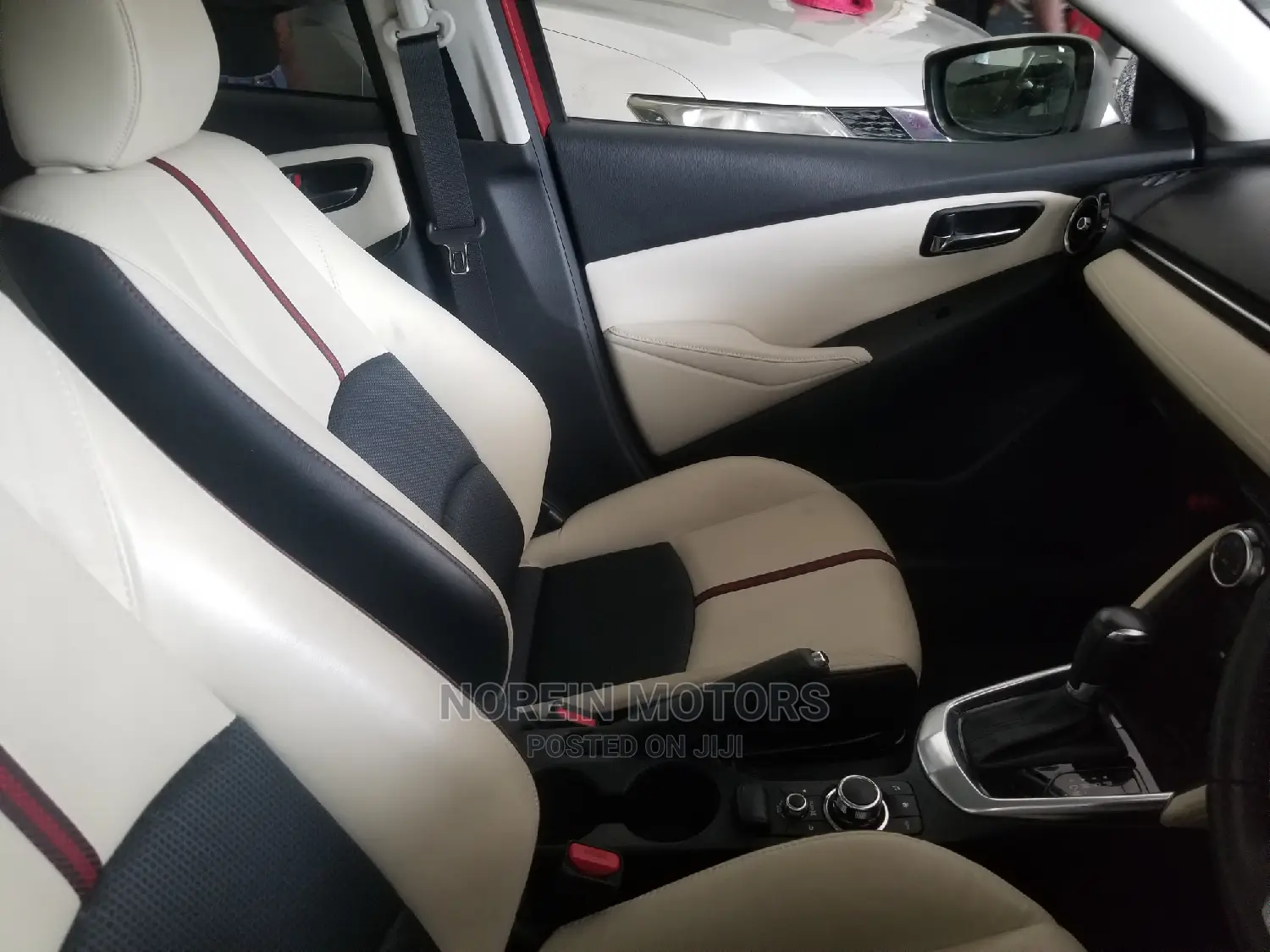 Mazda Demio 2014 Red