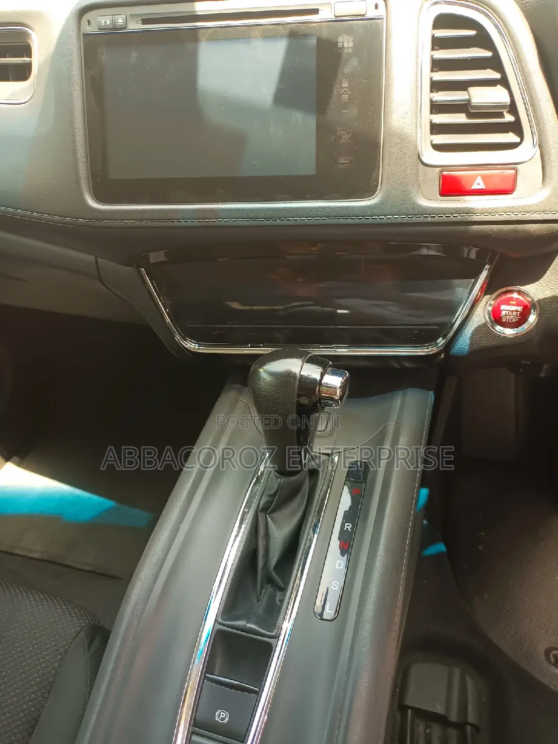 Honda Vezel 2014 1.5 2WD Black