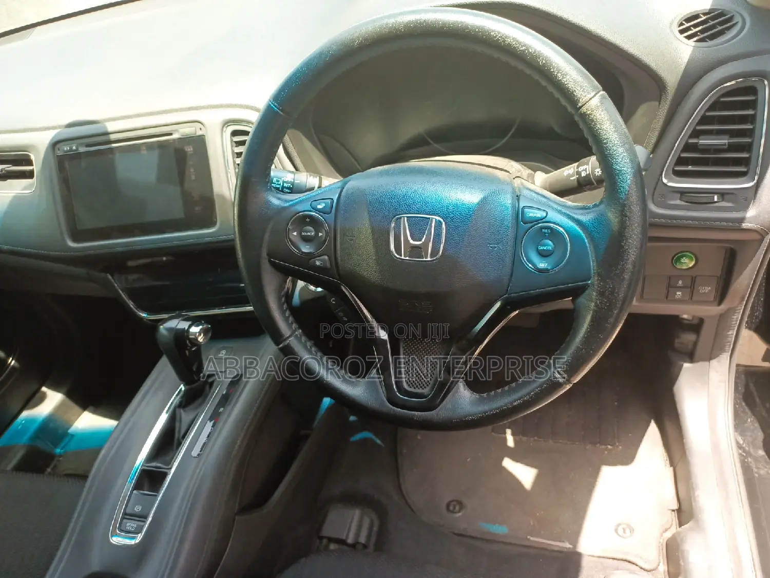 Honda Vezel 2014 1.5 2WD Black
