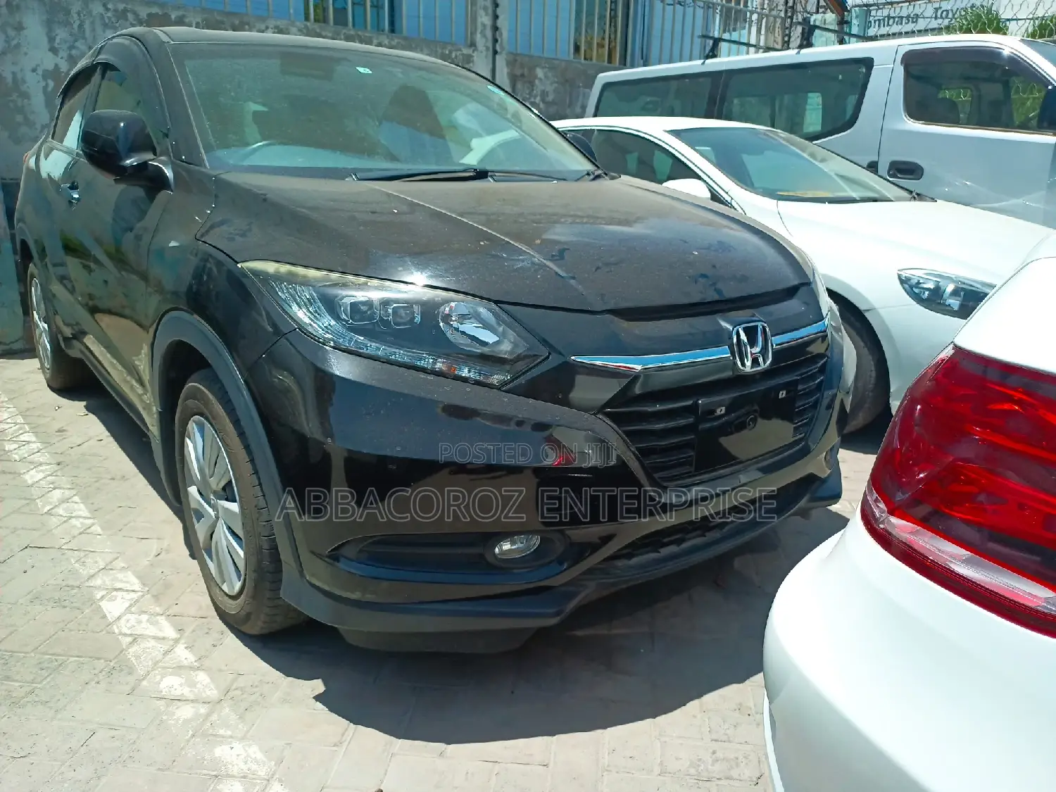 Honda Vezel 2014 1.5 2WD Black