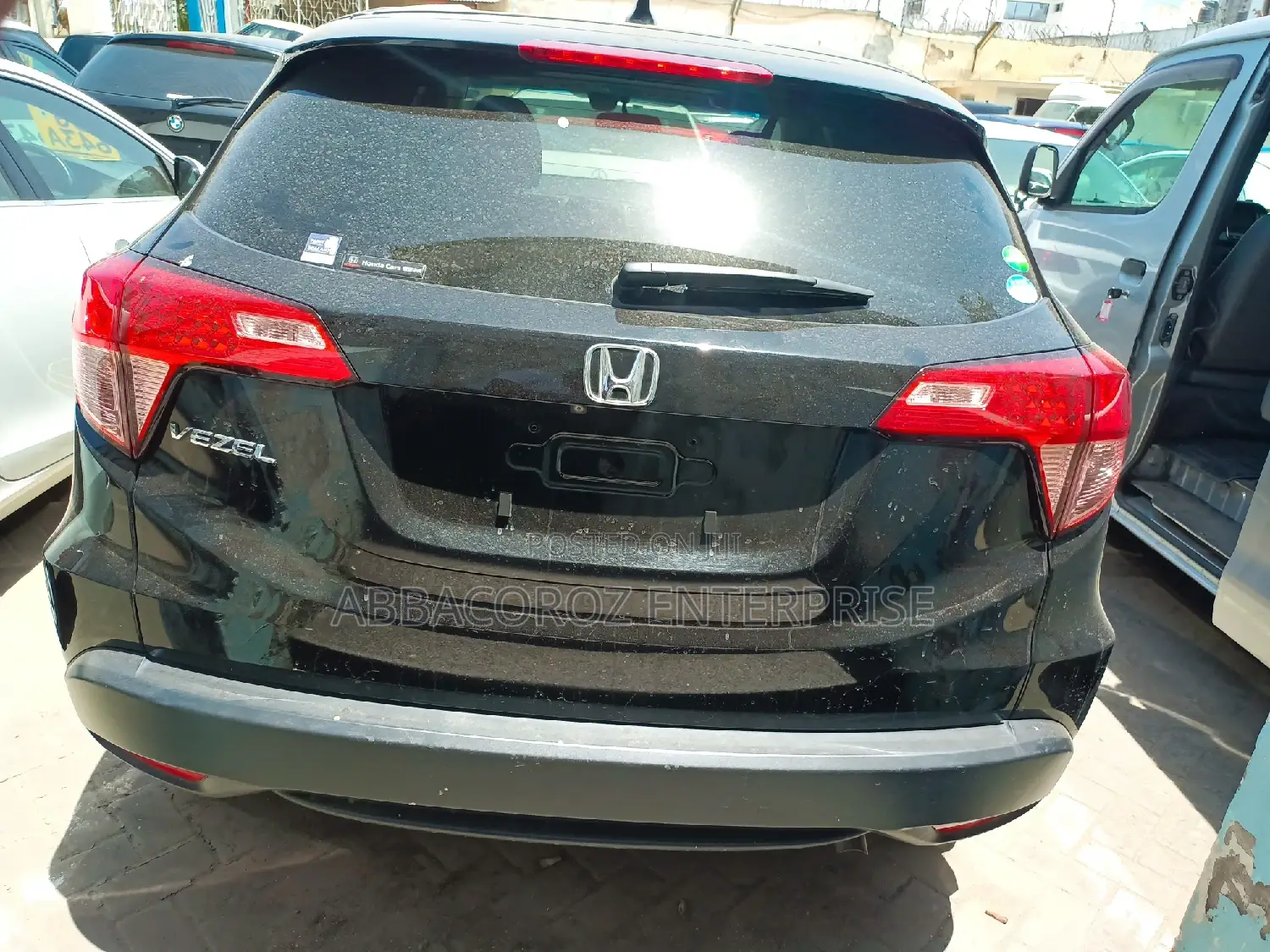Honda Vezel 2014 1.5 2WD Black