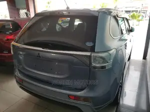 Mitsubishi Outlander 2014 Blue