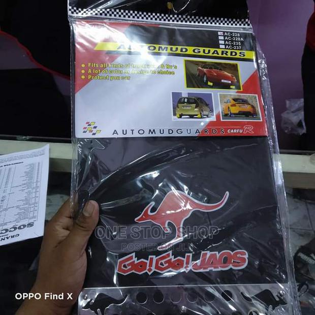 4pcs Black Kangaroo Mudflaps - thumbnail 3